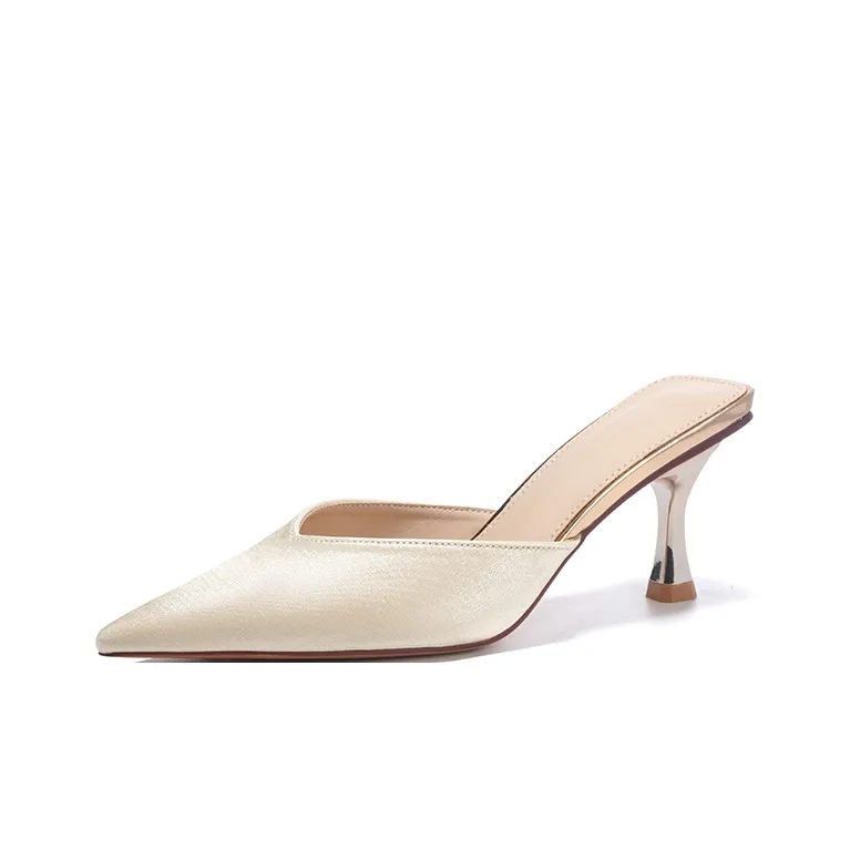 MADALLO Домашние тапочки устойчивые к истиранию женские