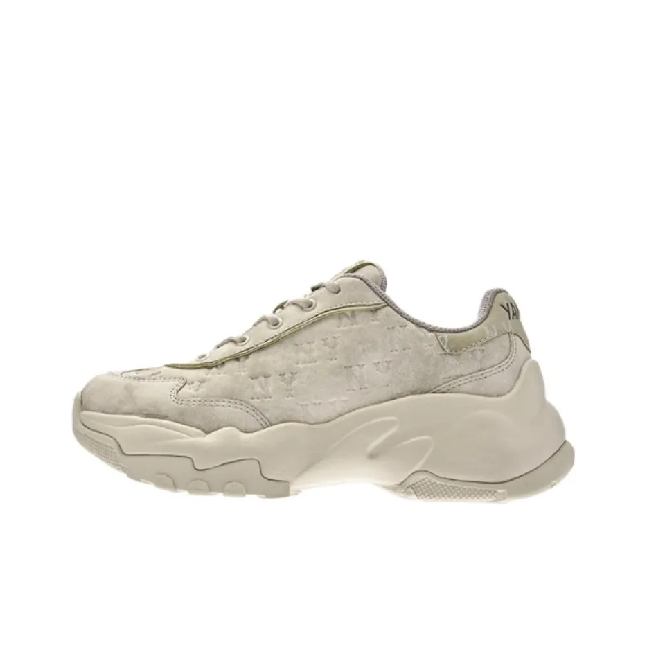 Mlb Base Logo Нью-Йорк Янкис визуально увеличивает рост Низкий Топ Толстоподошвенные кроссовки Унисекс Бежевый