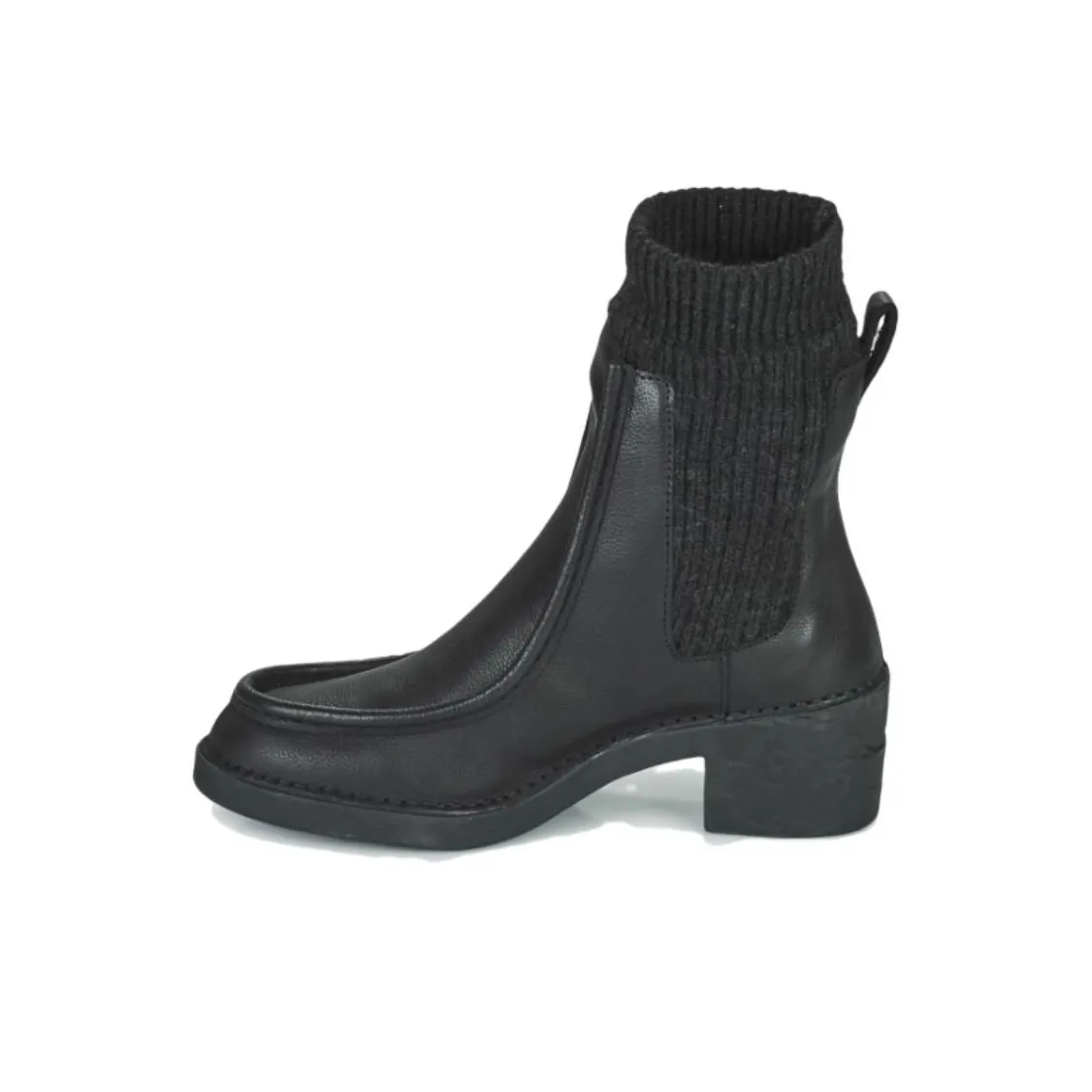 El Naturalista Chelsea Boots Women's Black