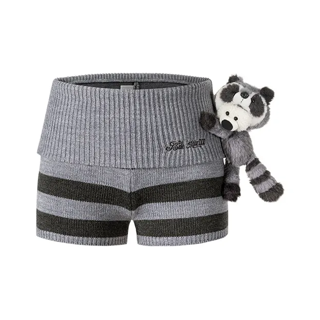 13 DEMARZO Повседневные шорты Женские