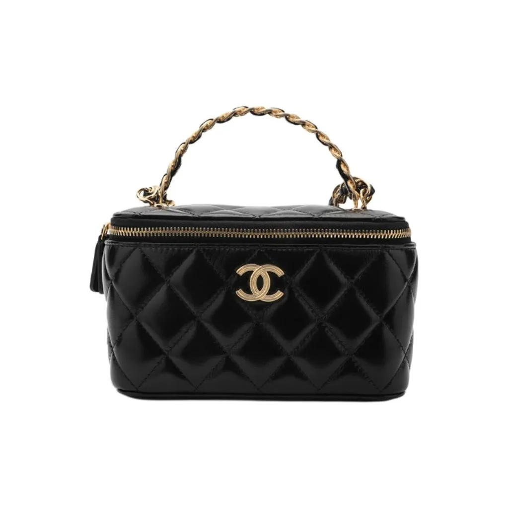 CHANEL Sheepskin Portable One Shoulder Crossbody Clutch Women's Black