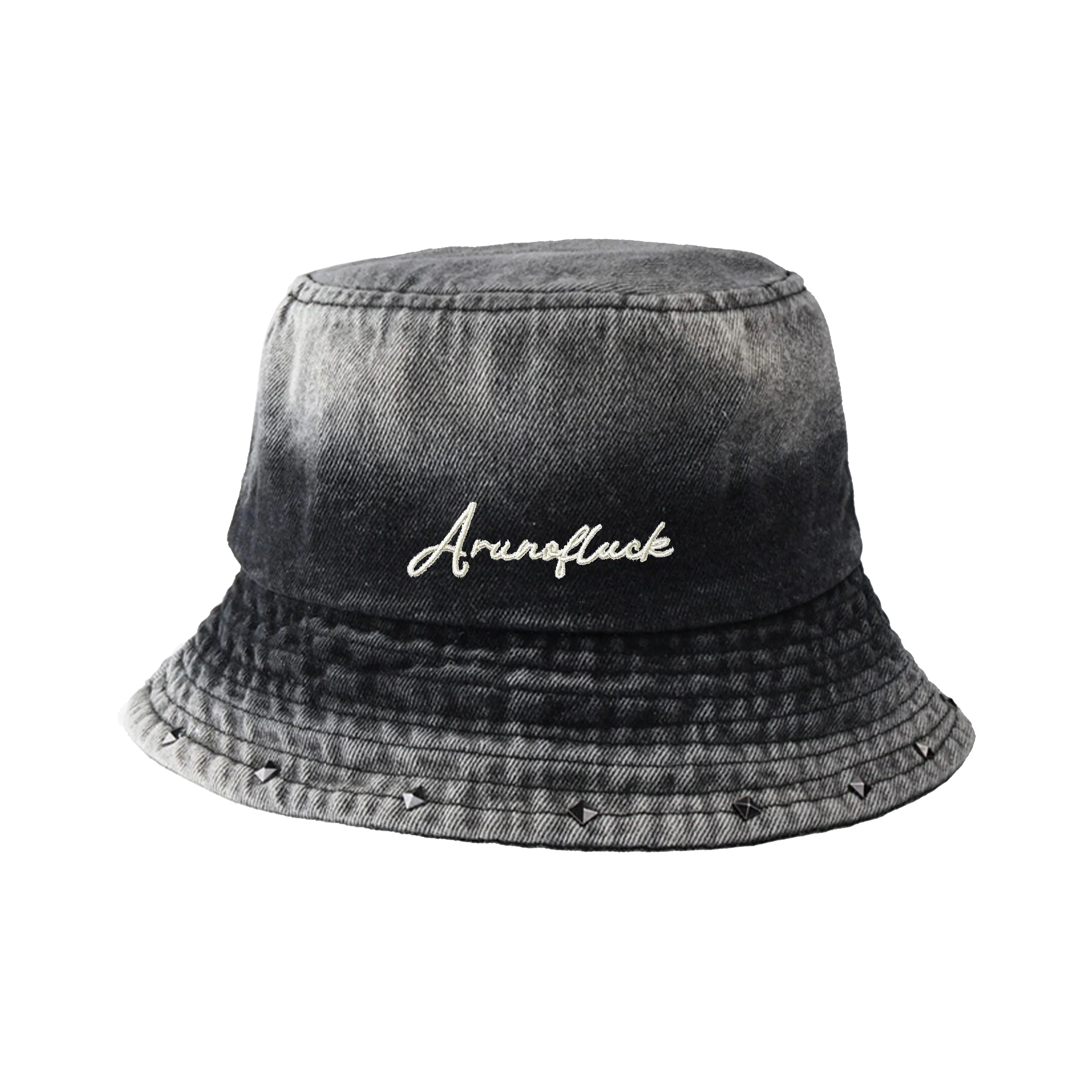 A RUN OF LUCK Хлопковые Панамы Унисекс