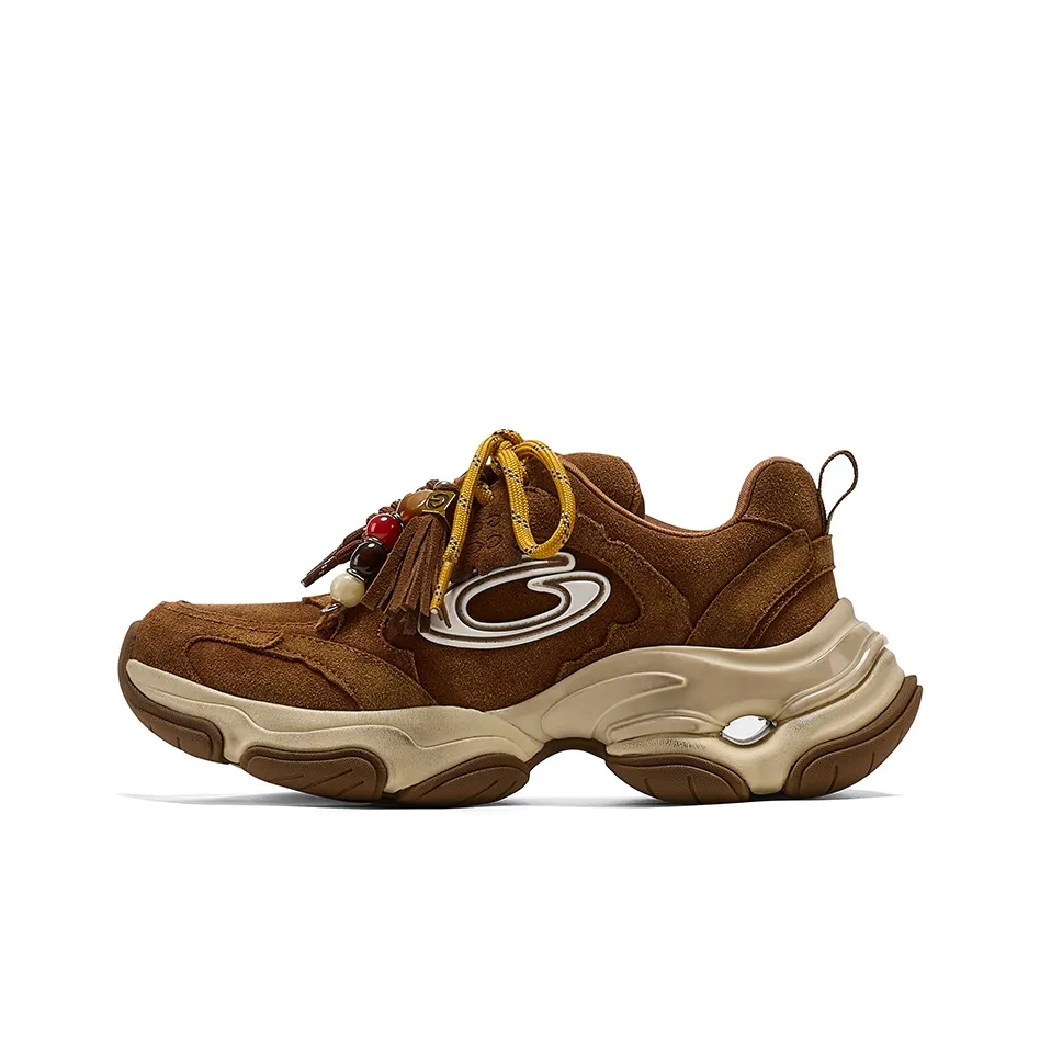 GG CC визуально увеличивает рост Низкий топ Винтажные массивные кроссовки Женские