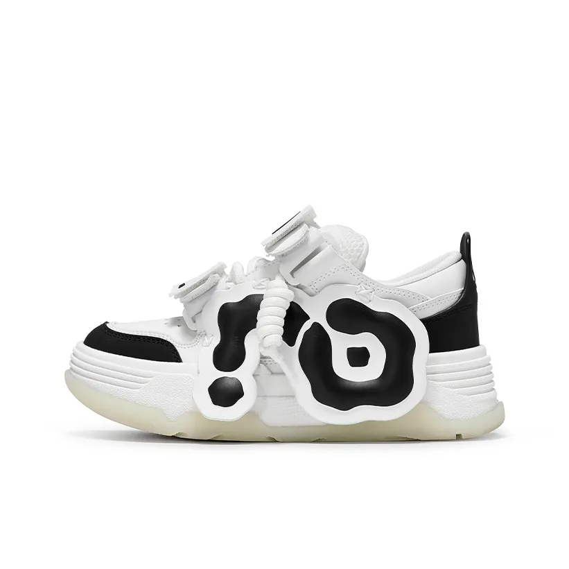 CN Skate Black White Anti-Slip And Wear-Resistant Lightweight Height Increasing Low-Top Skateboard Shoes Unisex