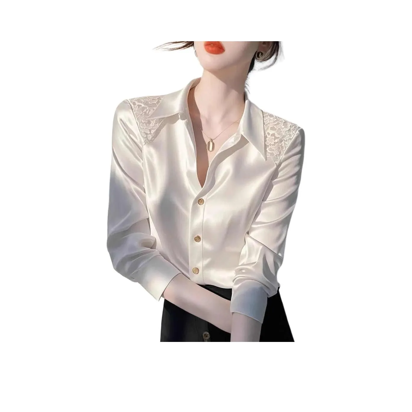 Flowers in water Белый Женские Рубашки