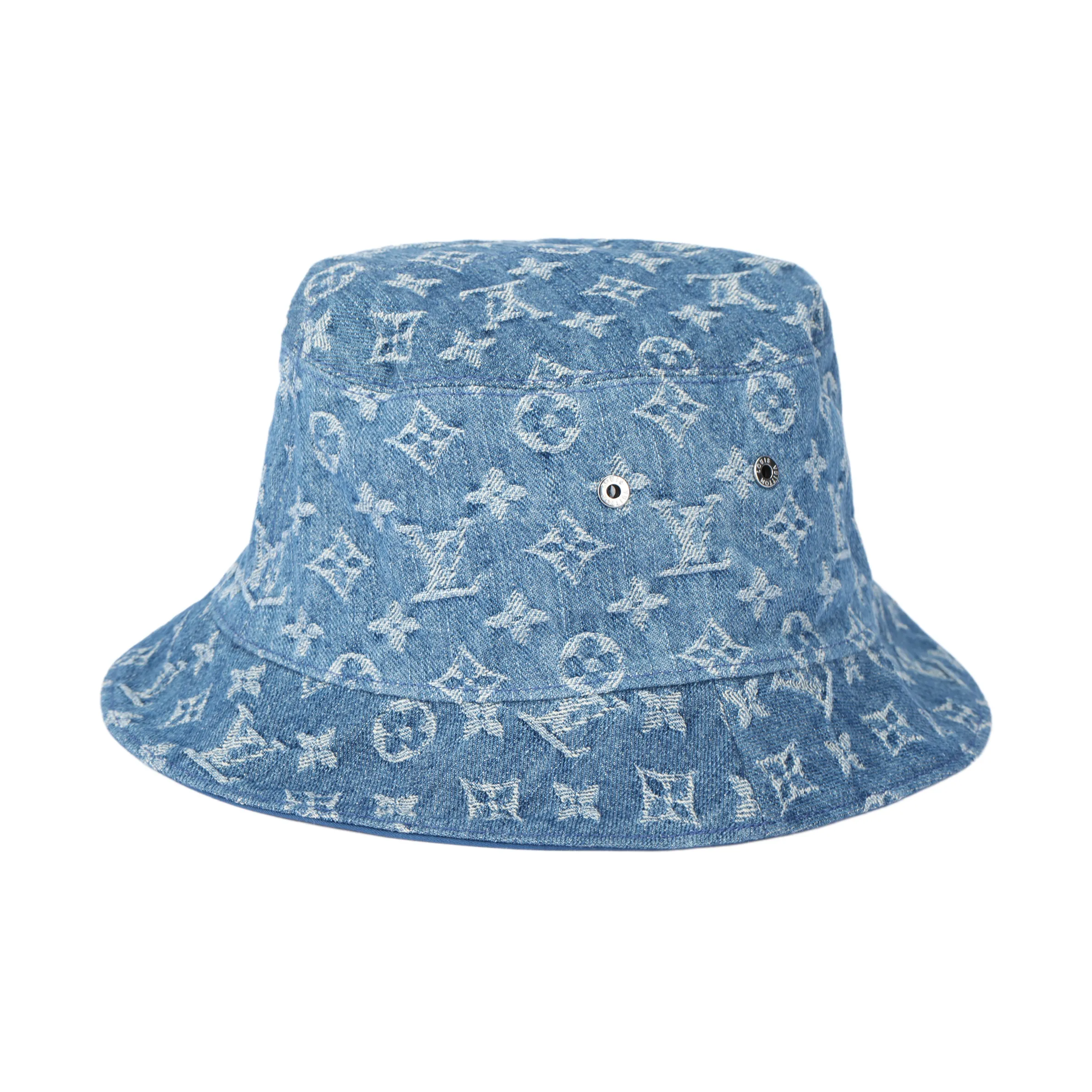 LOUIS VUITTON Monogram Essential Bucket Hat