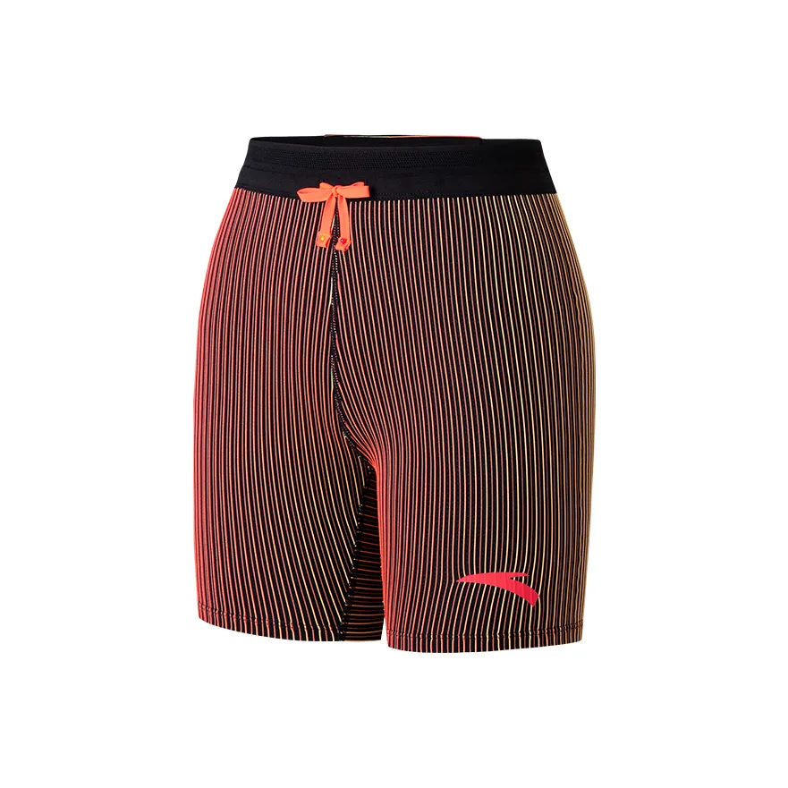 ANTA Running Collection Спортивные шорты Женские