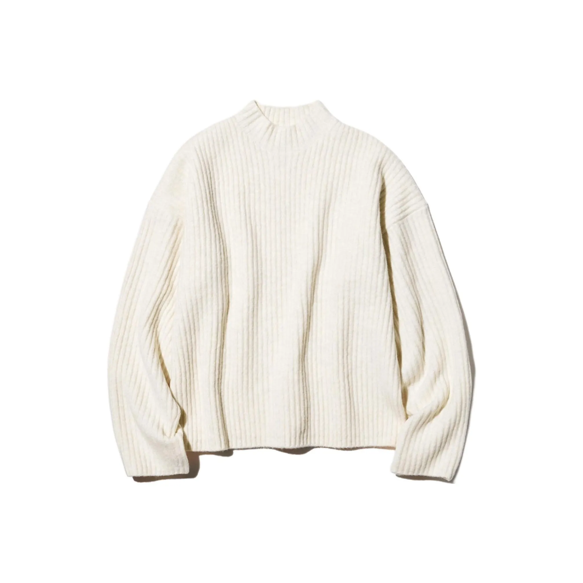 UNIQLO Сливочный Женский Трикотаж