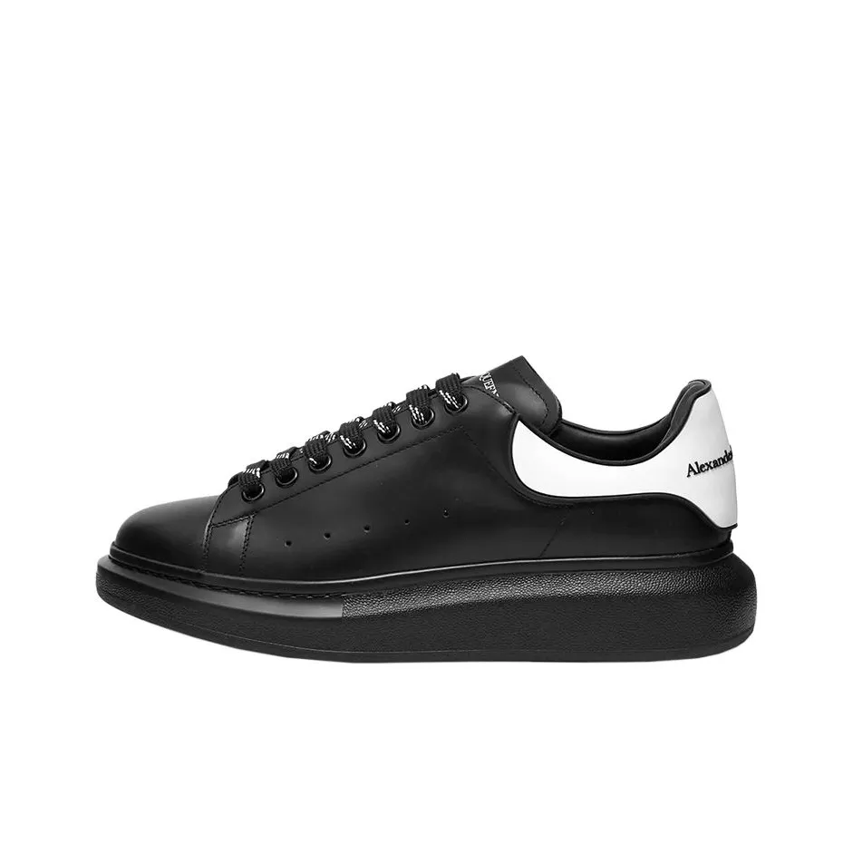 Alexander McQueen Casual Shoes Men Low Top Black White