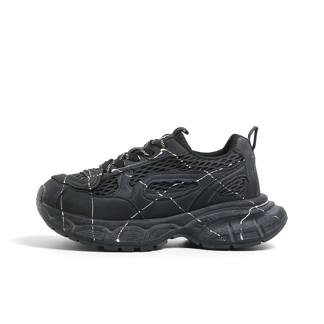 FOREVER 21 Амортизация и Дышащий Низкий Топ Кроссовки с Толстой Подошвой Женские