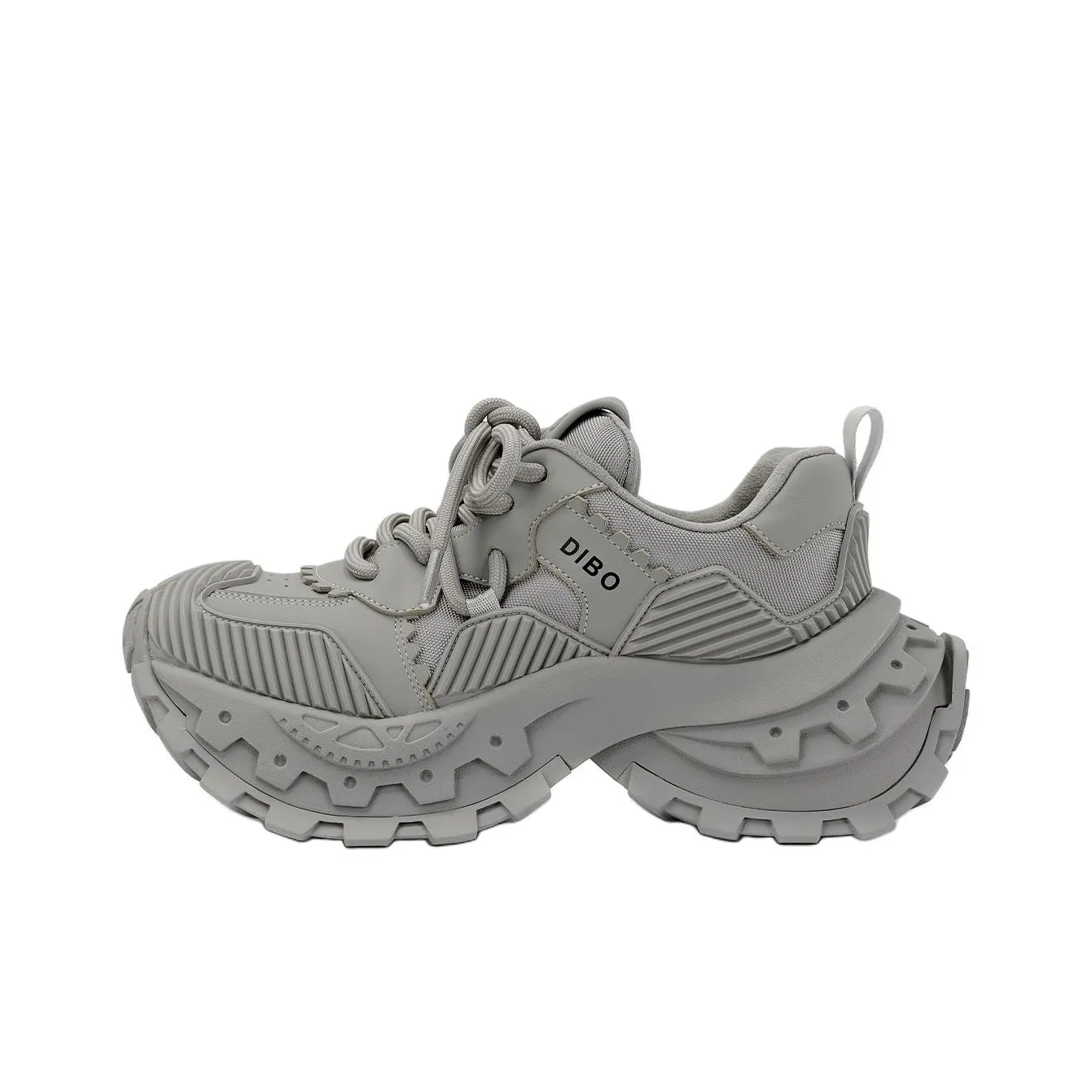 DIBO Платформа Спортивная Обувь с Толстой Подошвой Элемент Украшение Мода Кроссовки Повседневная Обувь Женская