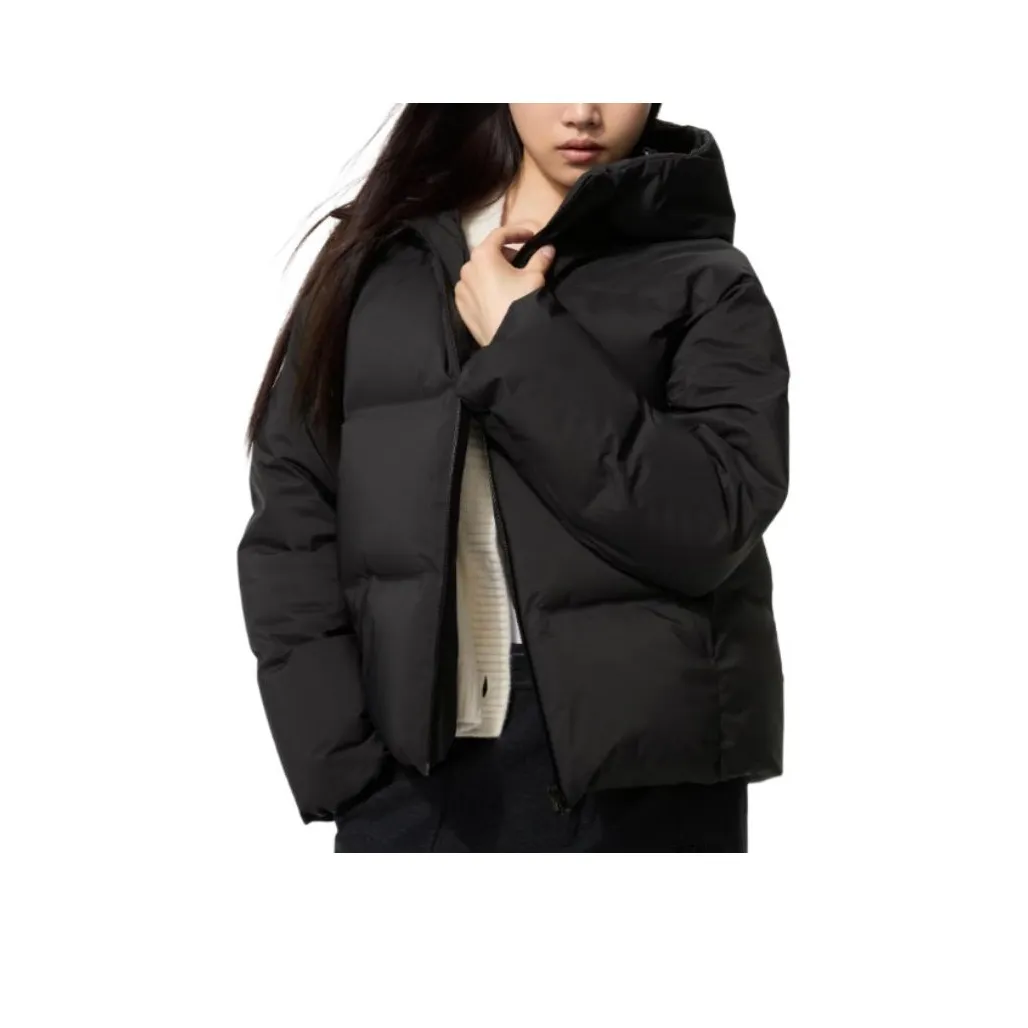 UNIQLO Черный Женский Пуховик