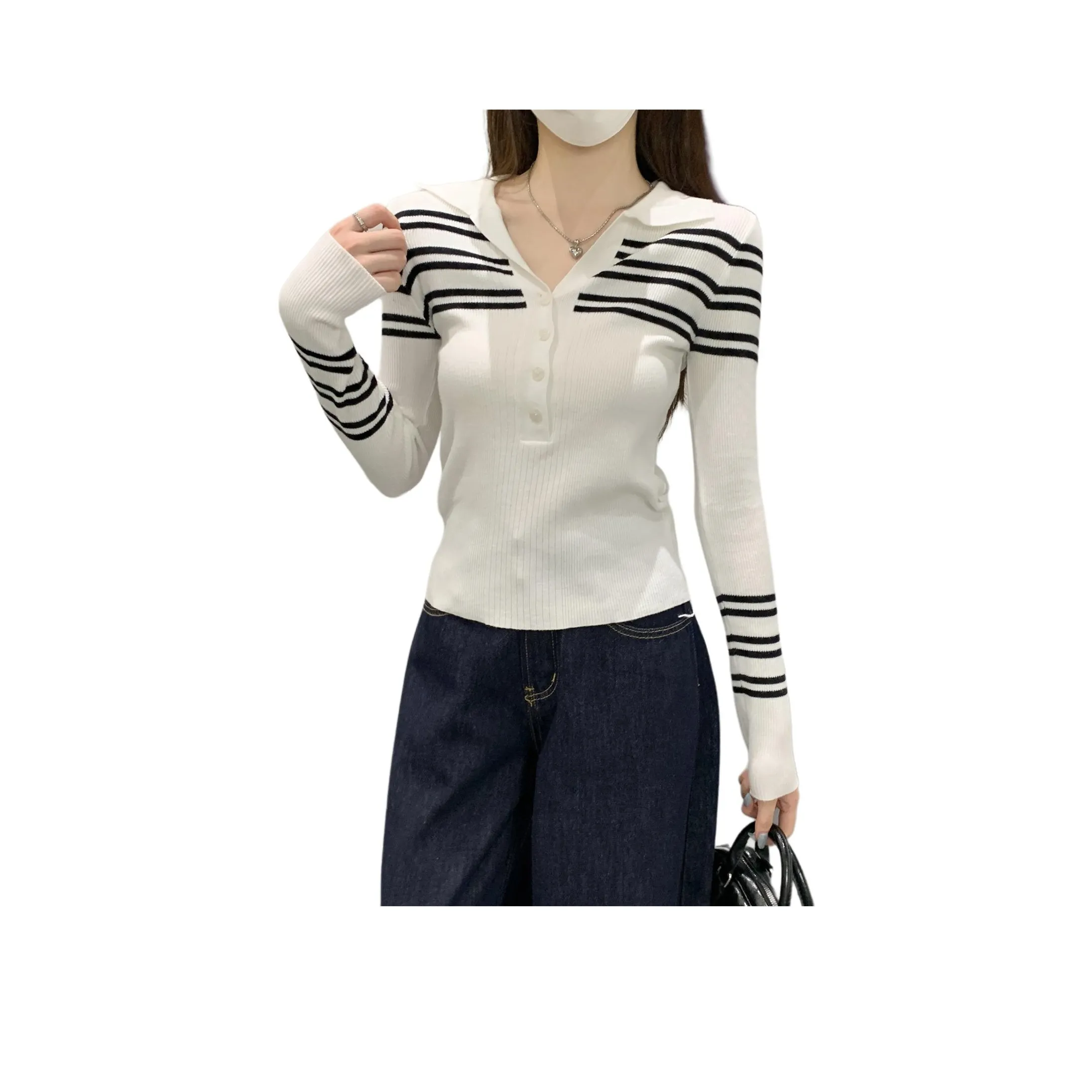 CASTLE WOODS Белый Женский Трикотаж