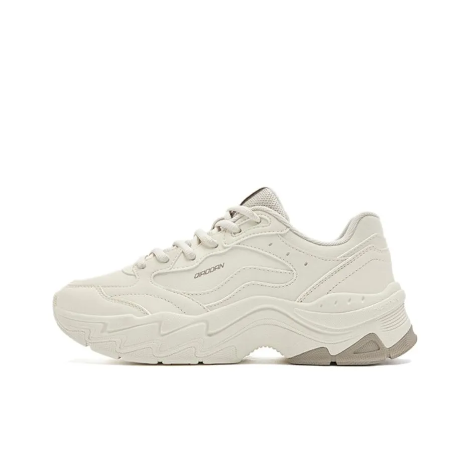 QIAODAN Водонепроницаемый и Легкий Низкий Топ Повседневная Обувь Женская Античный Фарфор Белый Дикий Серый