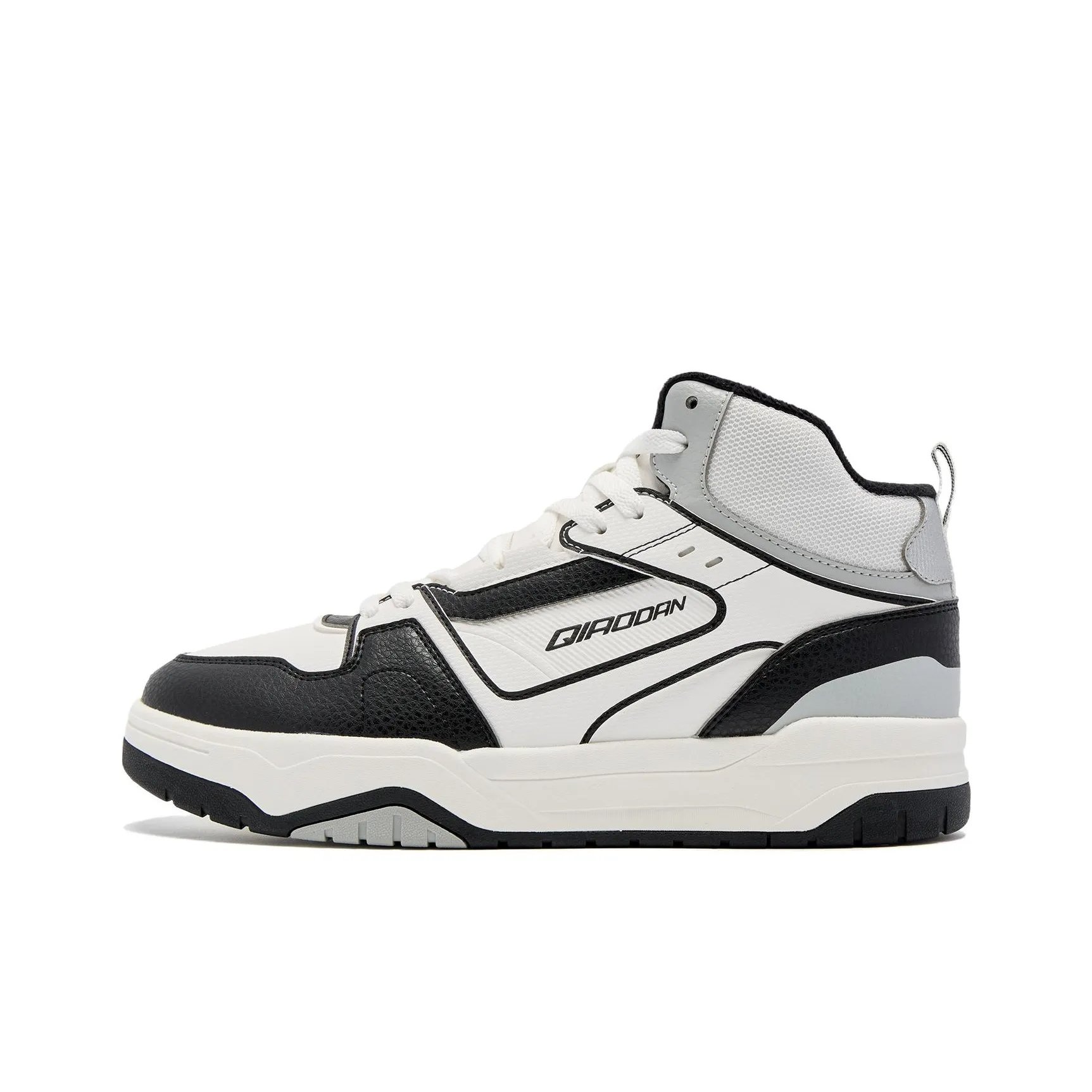 QIAODAN Slip-resistant Abrasion-resistant High Top Skateboard Shoes Утеплённая обувь Мужская Cloud PEAK Белый Черный