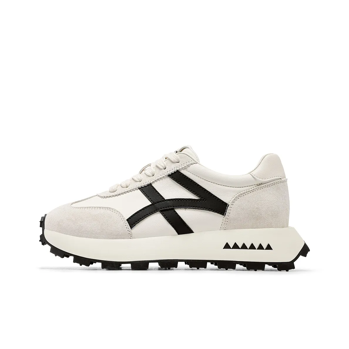 ST SAT Повседневная обувь Низкий топ Женский