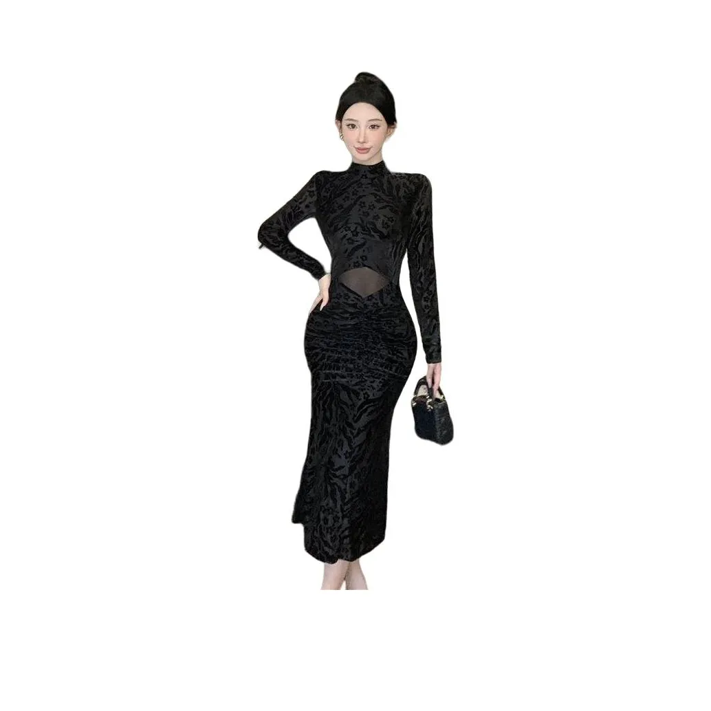 ЮЙЧЖАОЛИНЬ Длинное платье с длинными рукавами женское