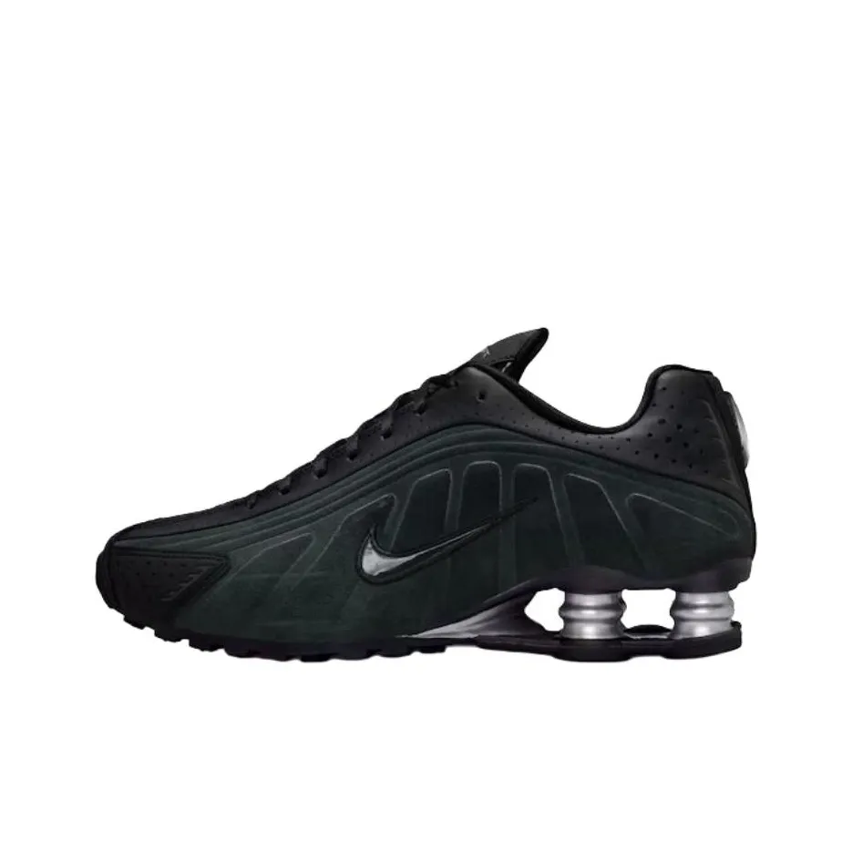 Nike Shox R4 Беговые кроссовки Женские Черный Серебряный