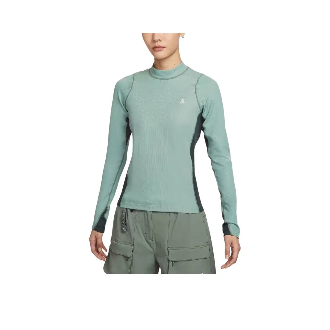 nike ACG Бирюзовый Женские T-рубашки