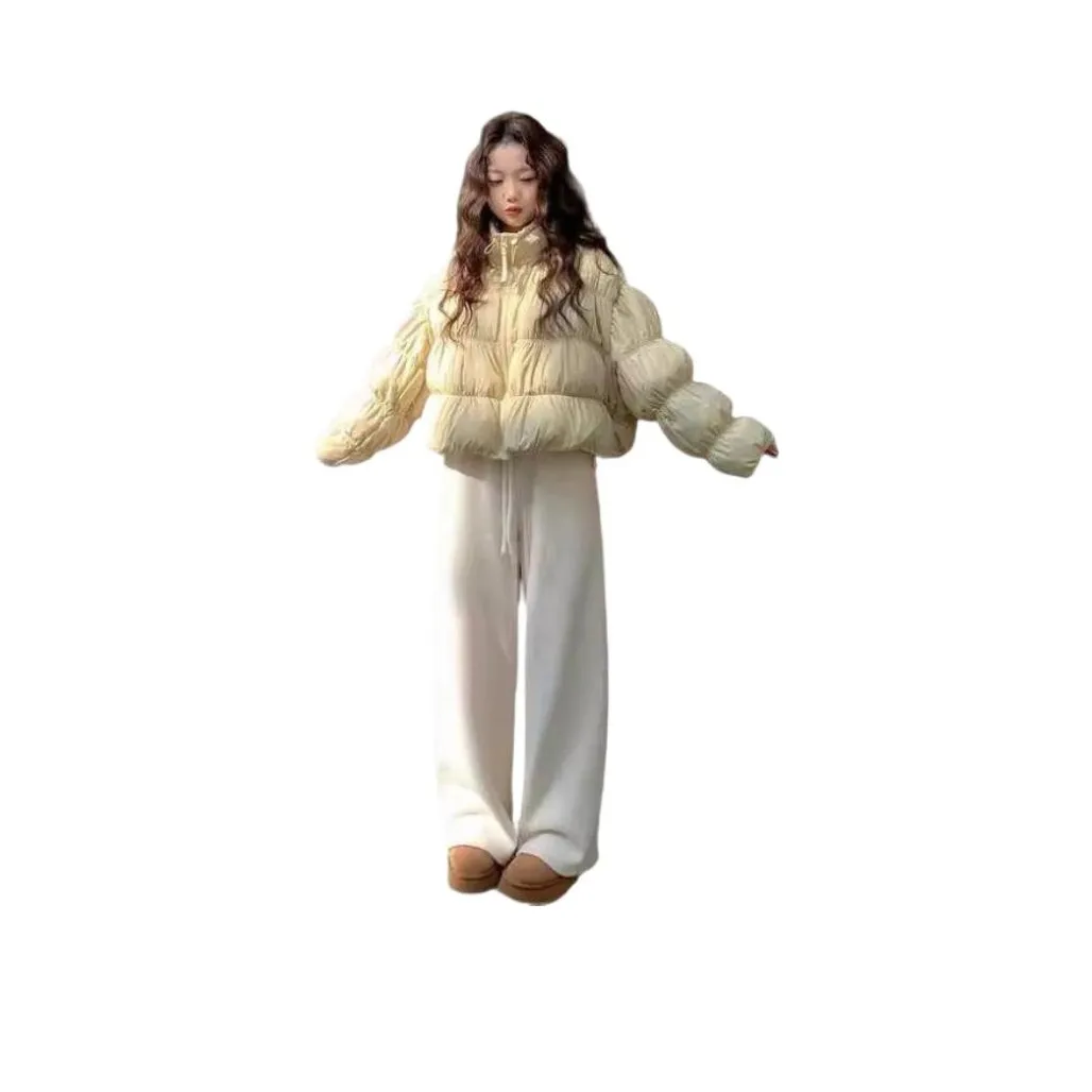 PAZZO Бежевый Женские пуховики