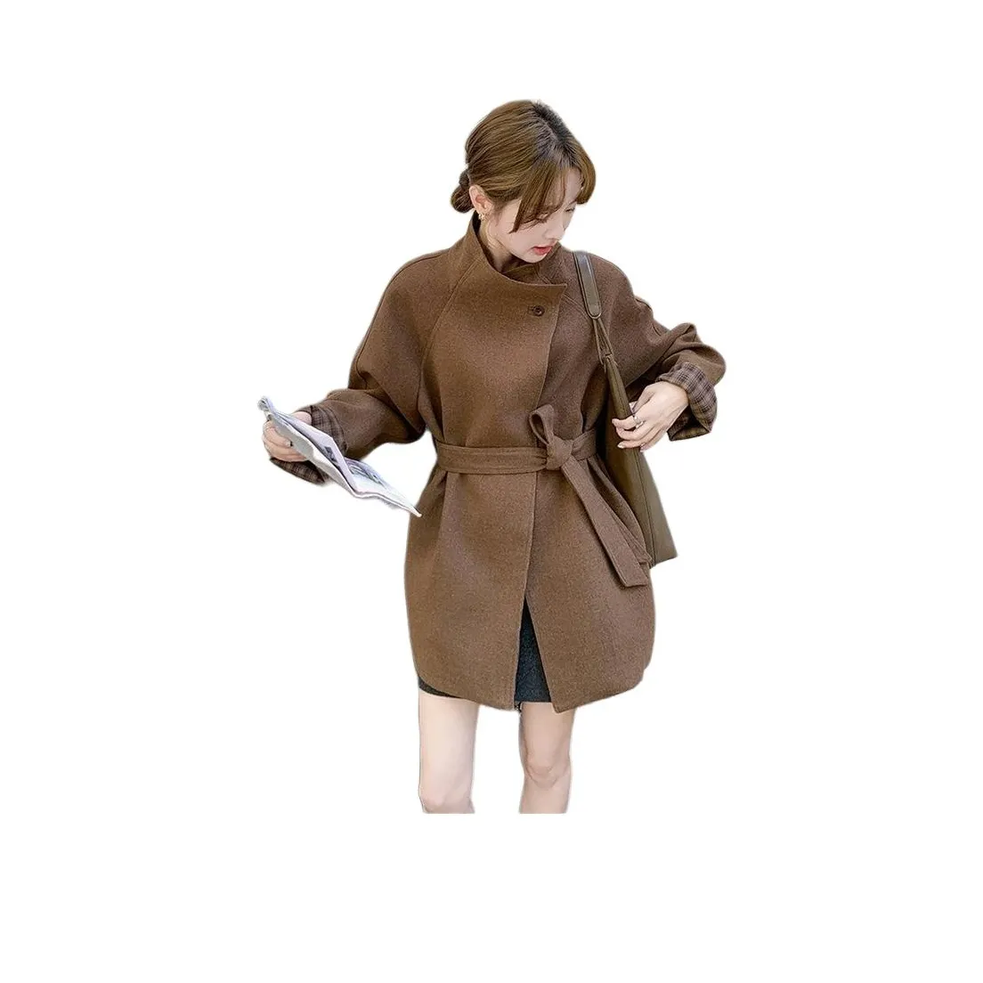 Коричневое женское пальто