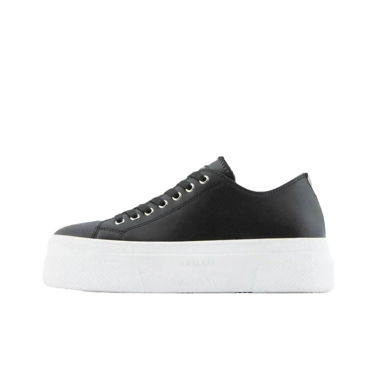 ARMANI EXCHANGE Skateboard Shoes Women's Low Top Black