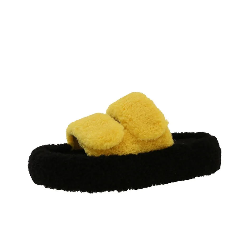 MADALLO Резиновые шлепанцы с ворсистым покрытием противоскользящие женские