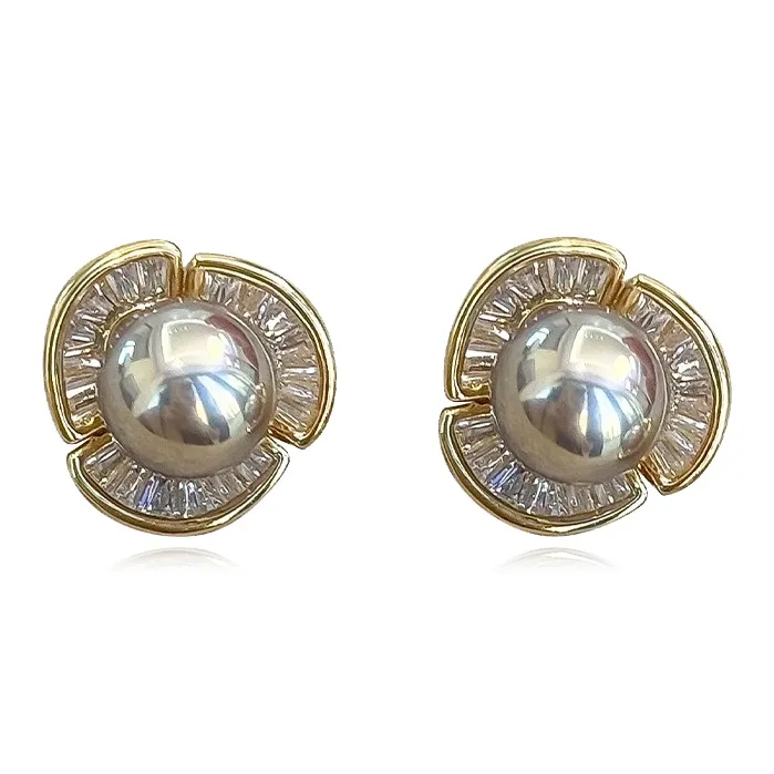 Rhymes Серьги-гвоздики из меди с золотым покрытием женские