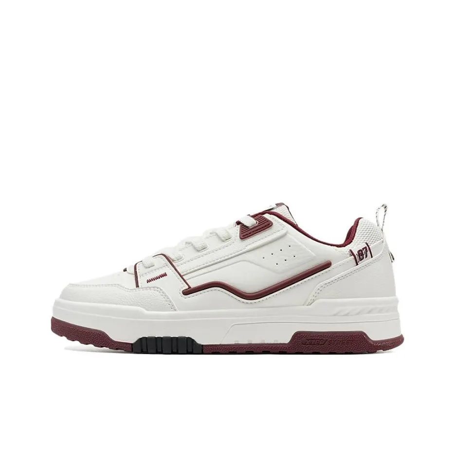 XTEP Износостойкий Легкий Низкий Топ Кроссовки для скейтбординга Мужские Белый Красный