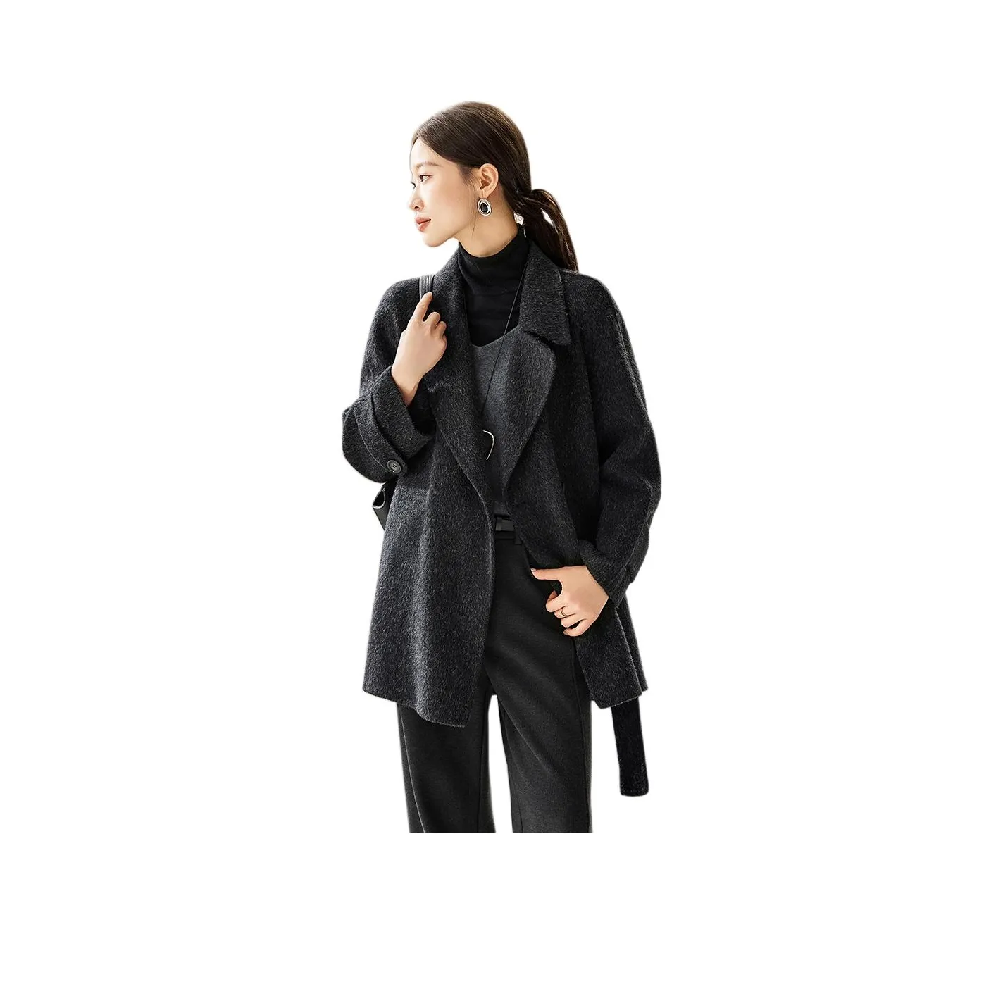 Mo Han Yi Mei Угольно-черное женское пальто