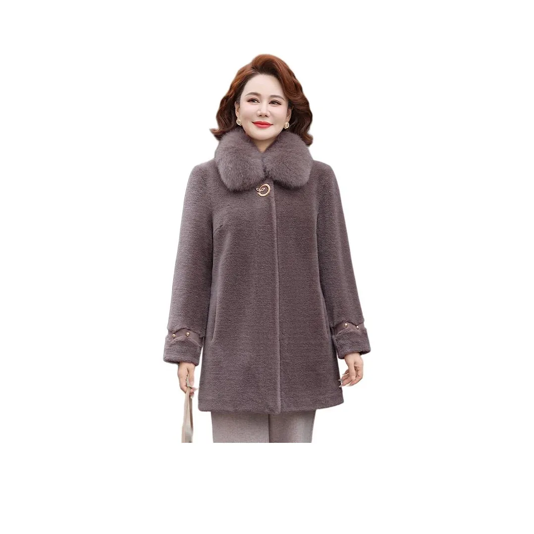 TUCANO Женские меховые изделия