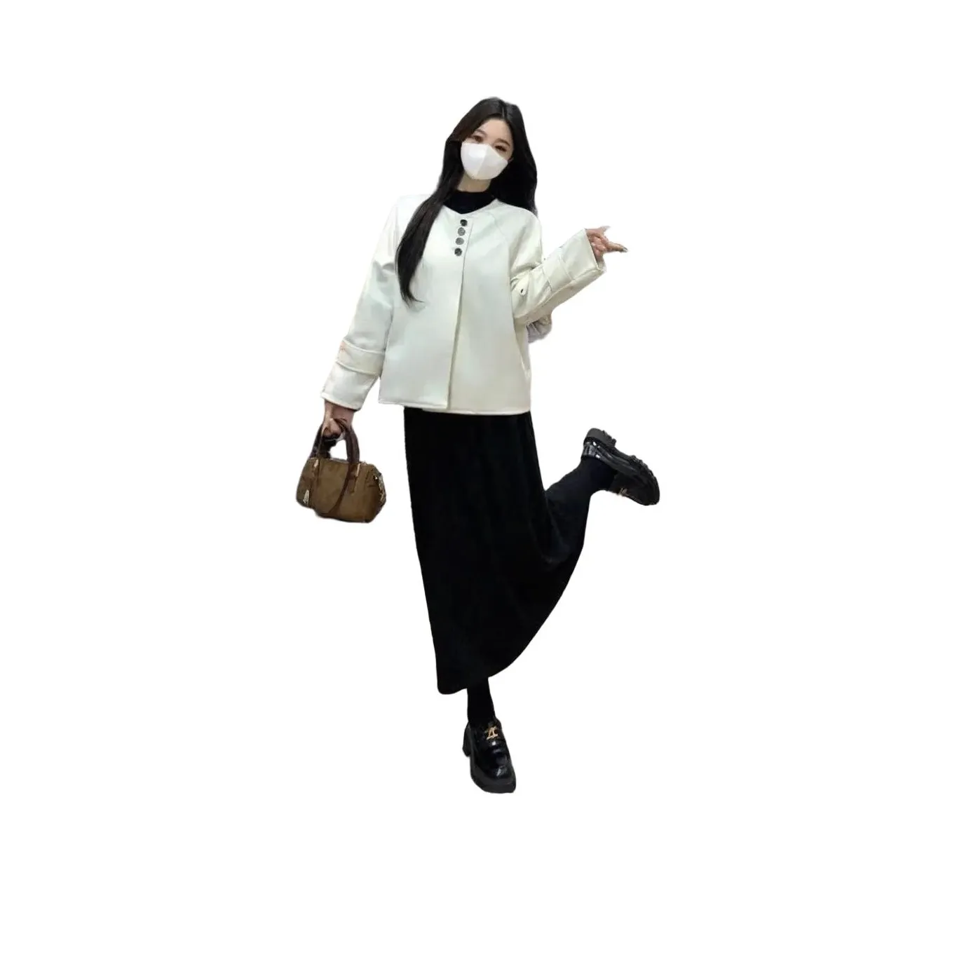 BELOVED STARRY Модель Одежда COLORS Белый и Черный Женские Пальто