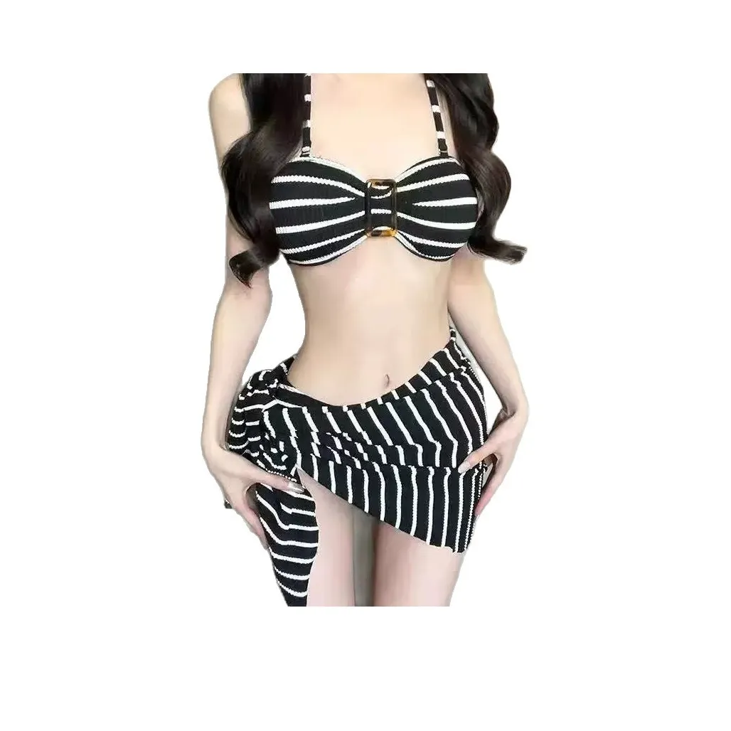 Женские наборы купальников MM