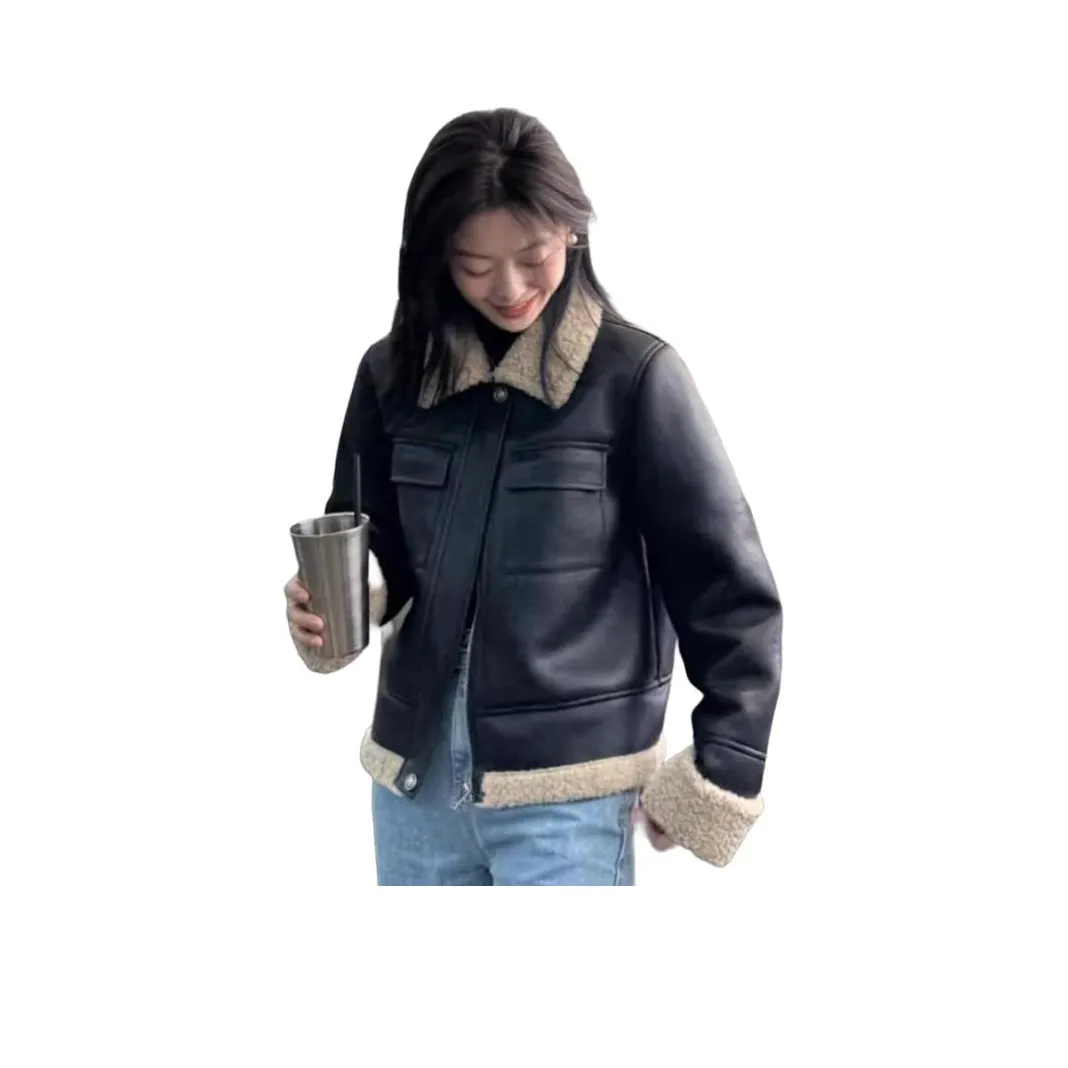 MORTEN SOLUM Черный Женские Меховые изделия