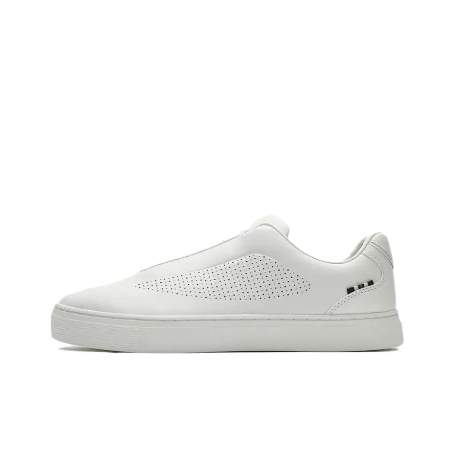 FILA Skateboard Shoes Men Low-Top Milk White