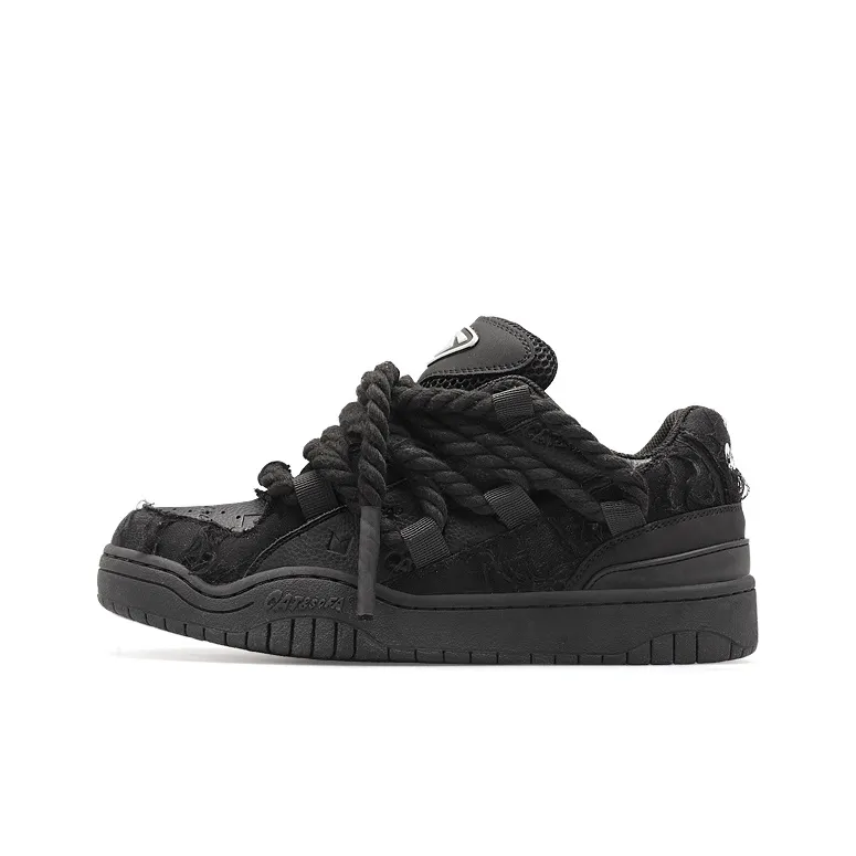 Cat&Sofa Dreadlocks Series Skateboard Shoes Unisex Low Top Black