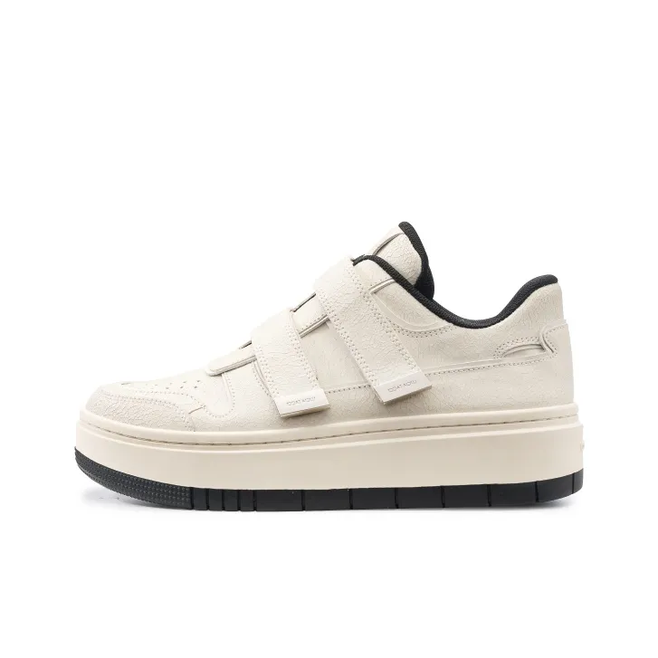 Люция Такки