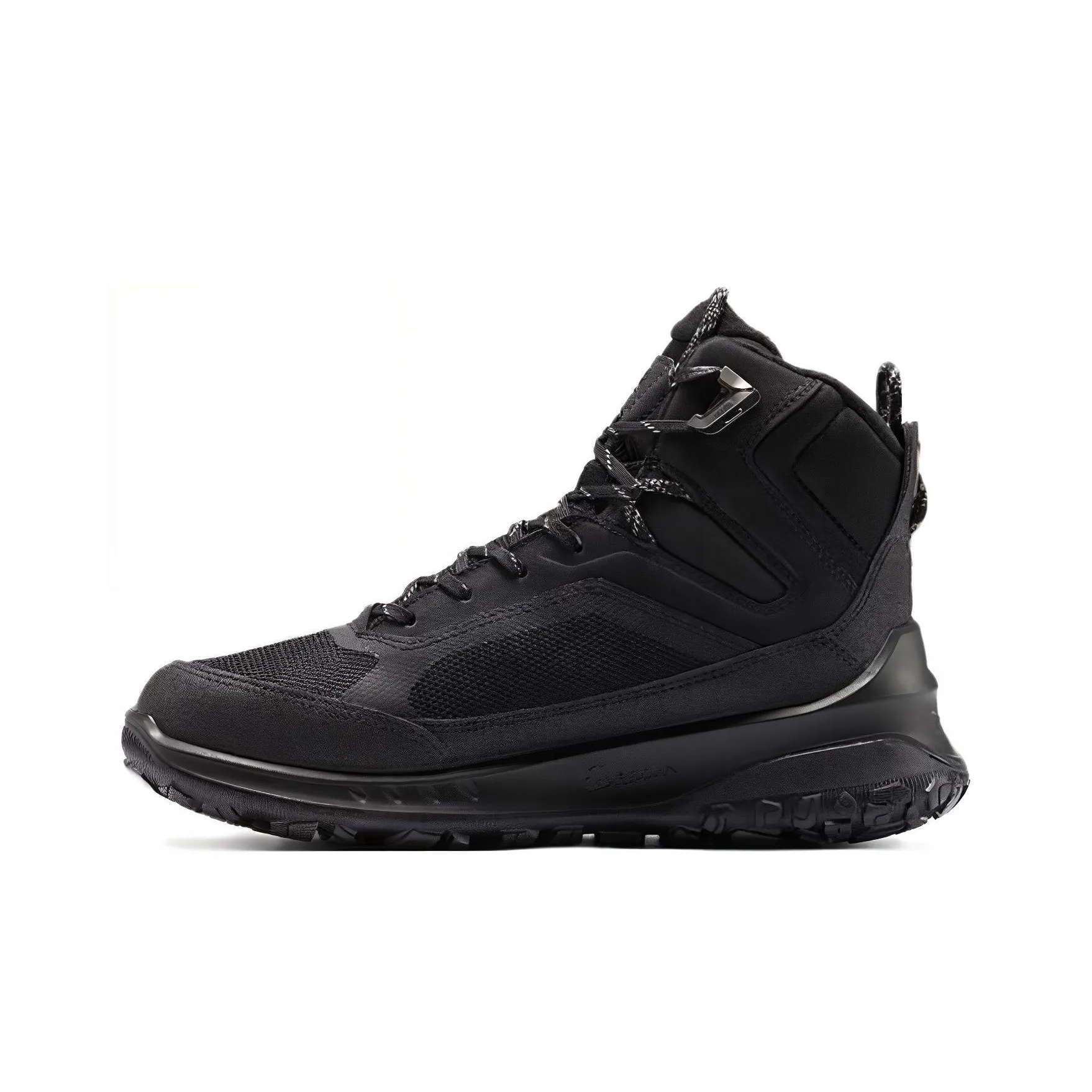 Ecco Коровья кожа Низкий топ Уличная обувь Женская Черная