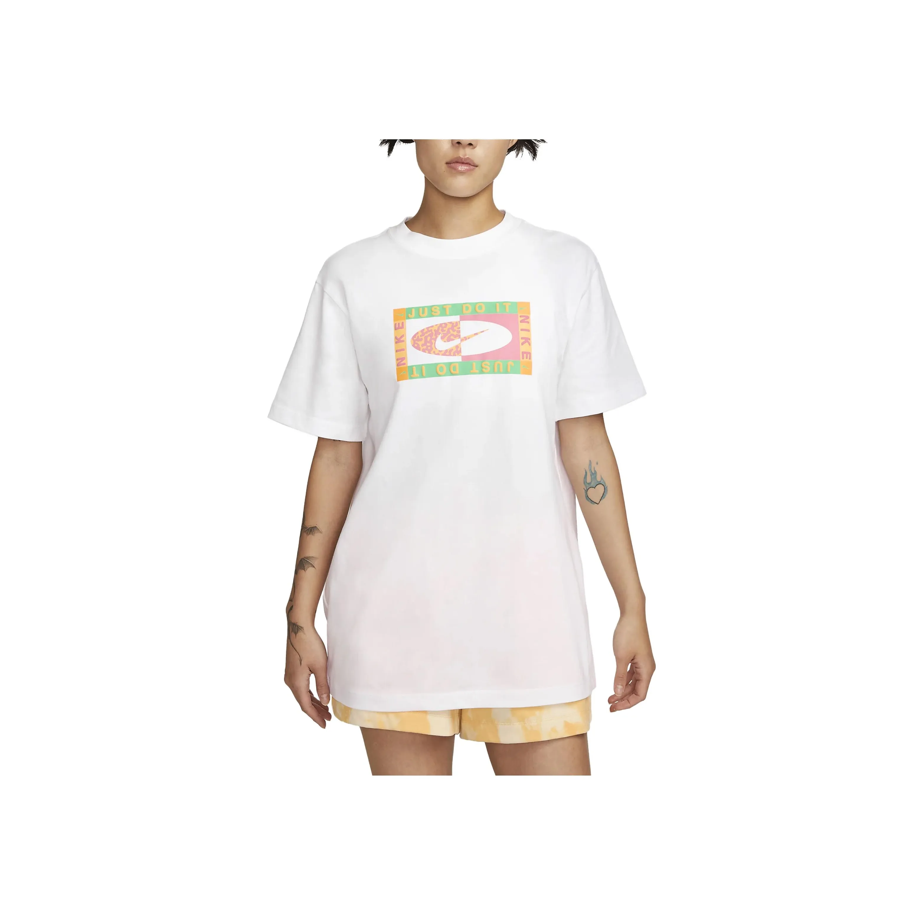 Nike T Shirts Women's White