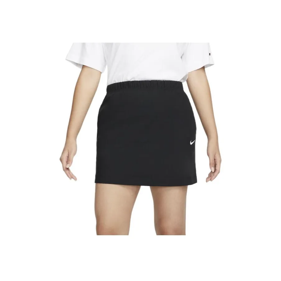 Nike Повседневные короткие юбки Женские Черный