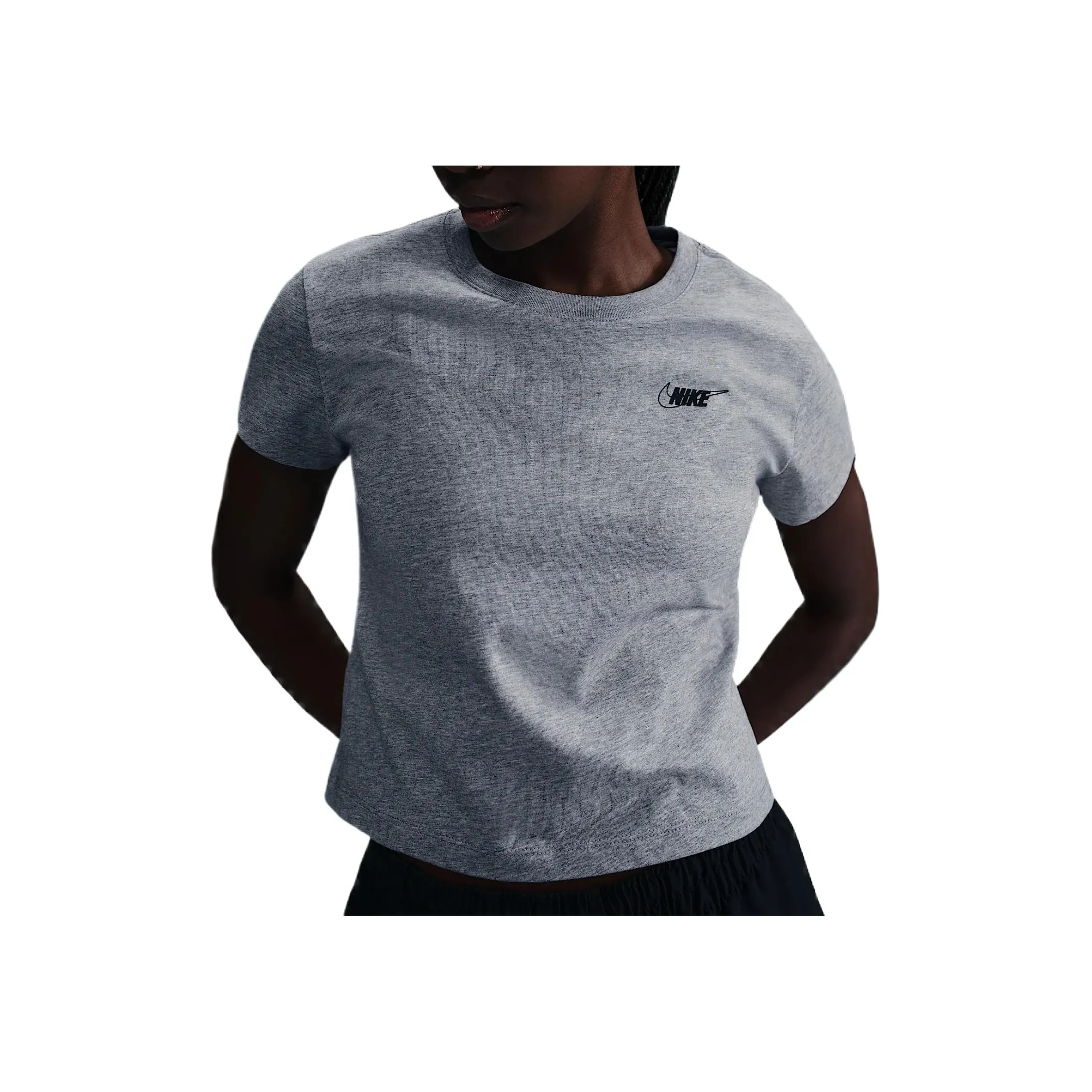 Nike Sportswear Club Women's Short Sleeve Cropped Graphic T Shirt