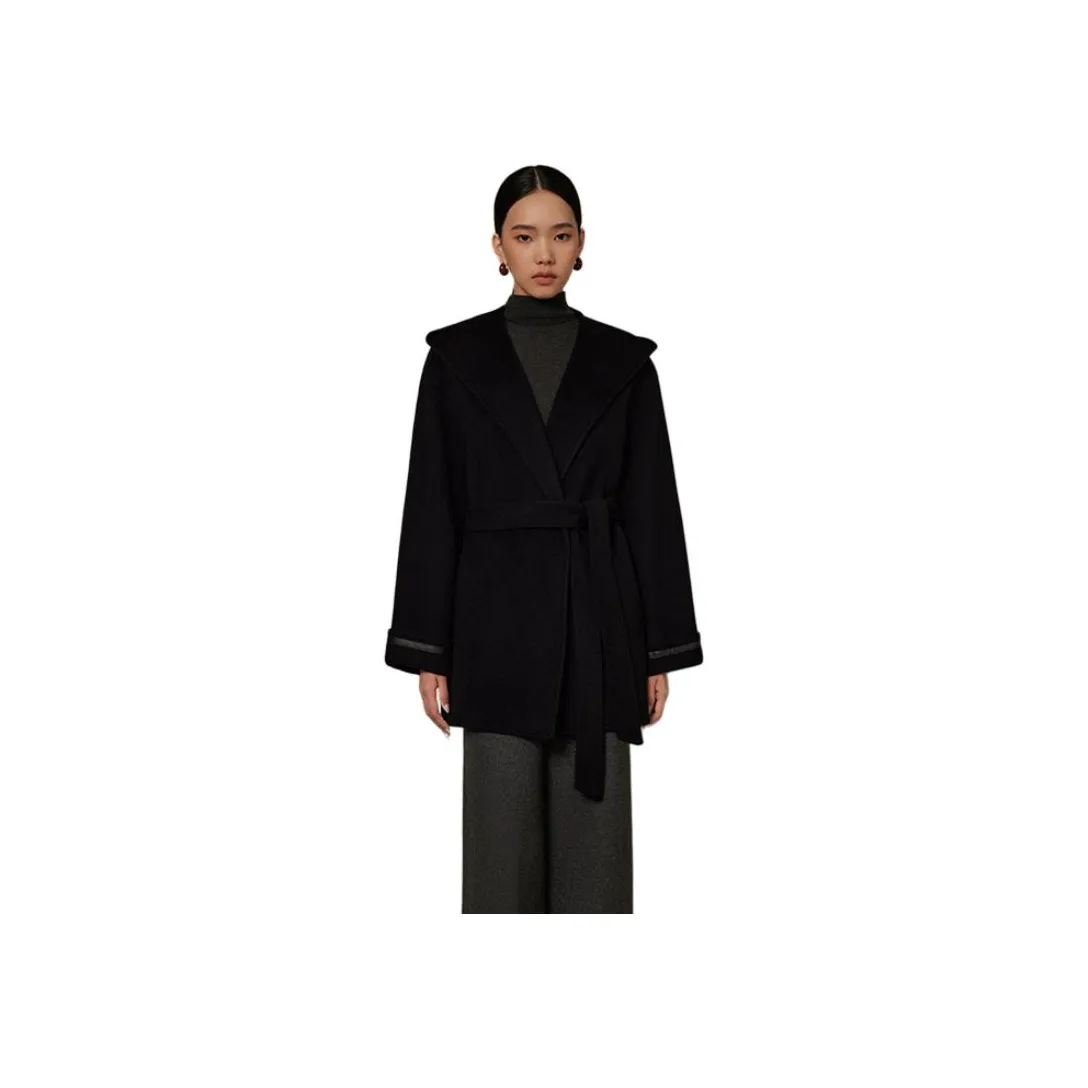 THE SEA LIFE Черный маг Женское пальто