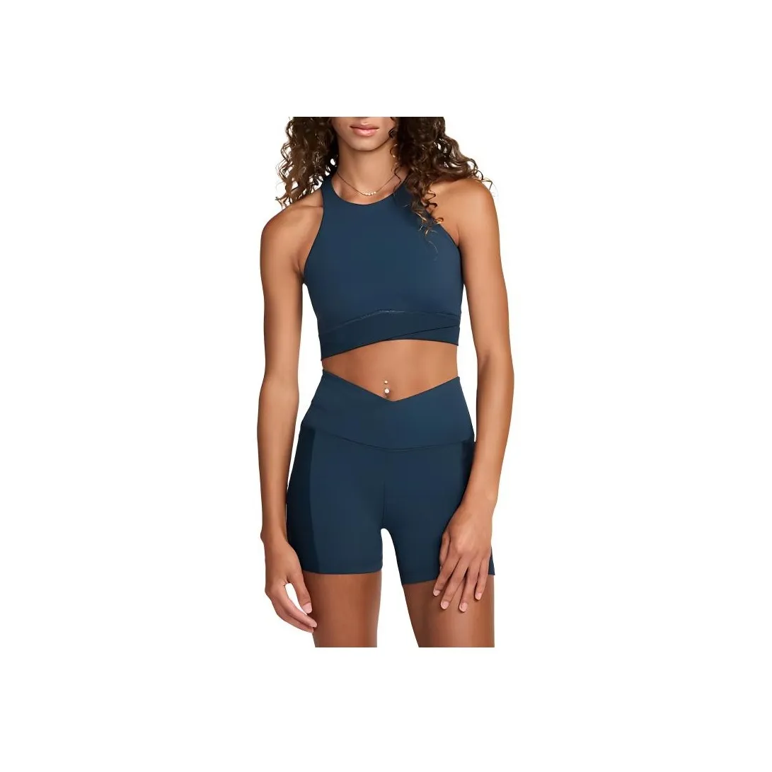 Nike One Twist Women's Light-Support Lightly Lined High-Neck Sports Bra