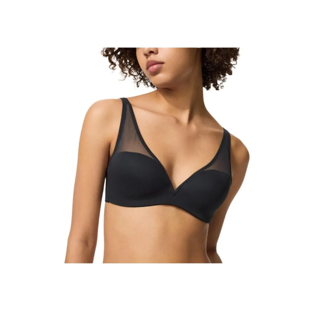UNIQLO Черные Женские Бюстгальтеры