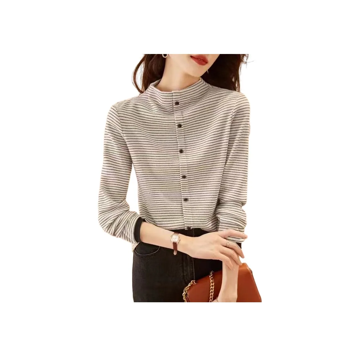 Flowers in water T-Shirt Женская Абрикос