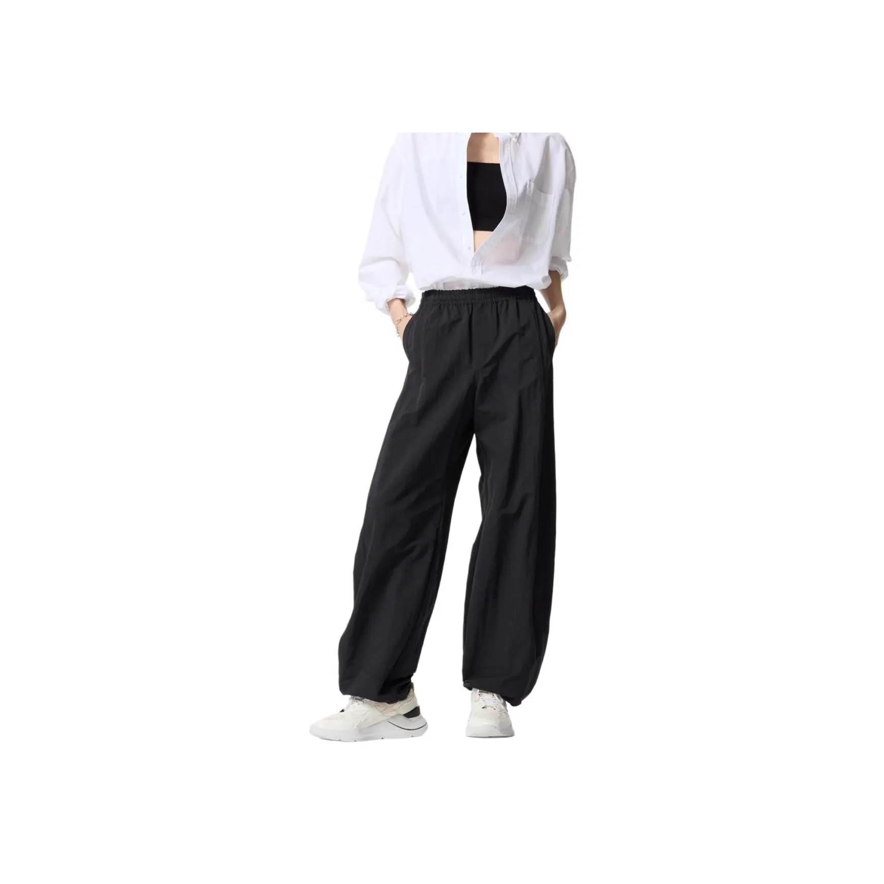 UNIQLO Повседневные брюки Женские Черные