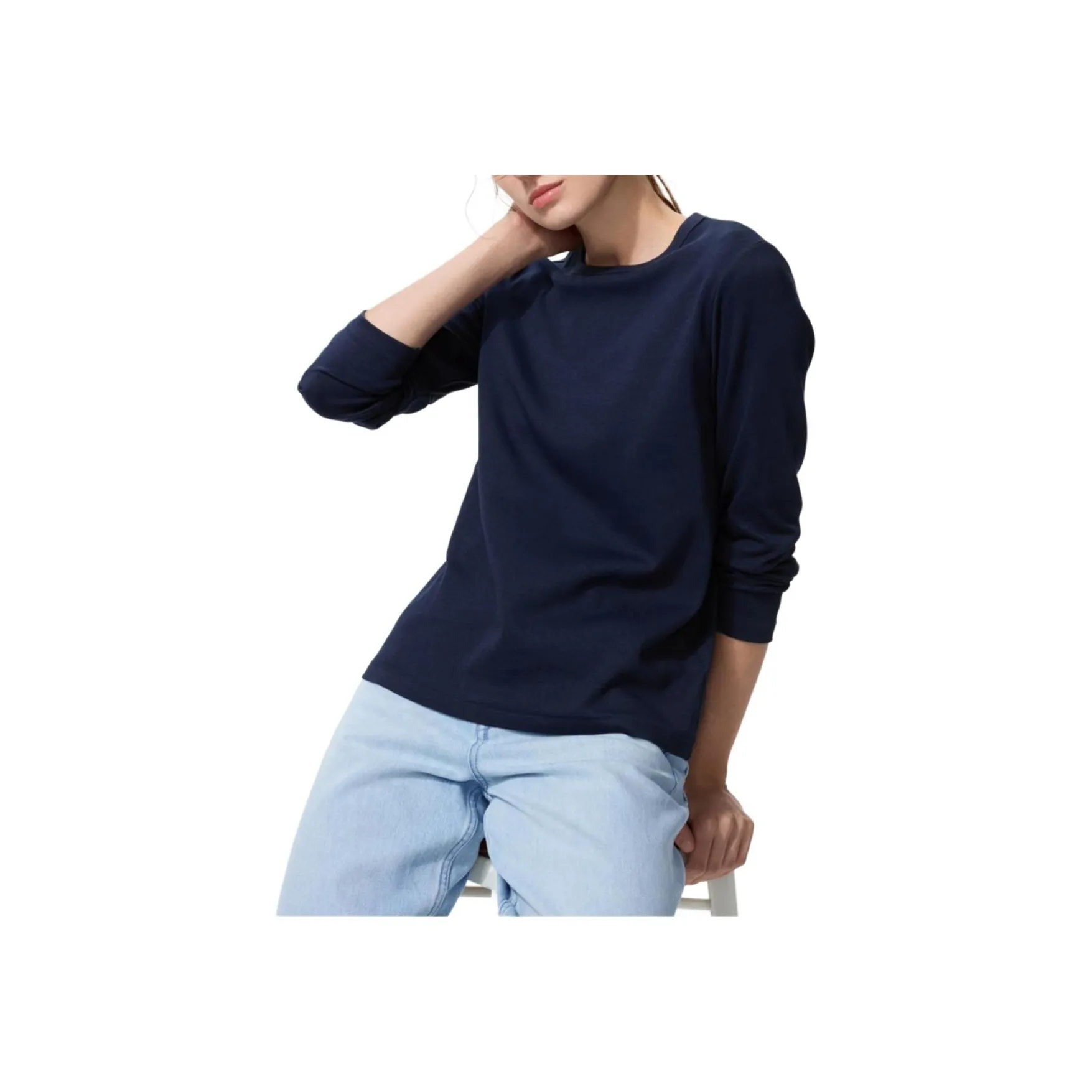 UNIQLO Темно-синие женские футболки T