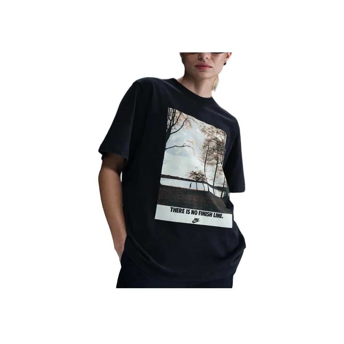 Nike Sportswear Women's Short Sleeve Graphic T Shirt