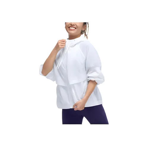 MAIA ACTIVE Белые Женские Куртки