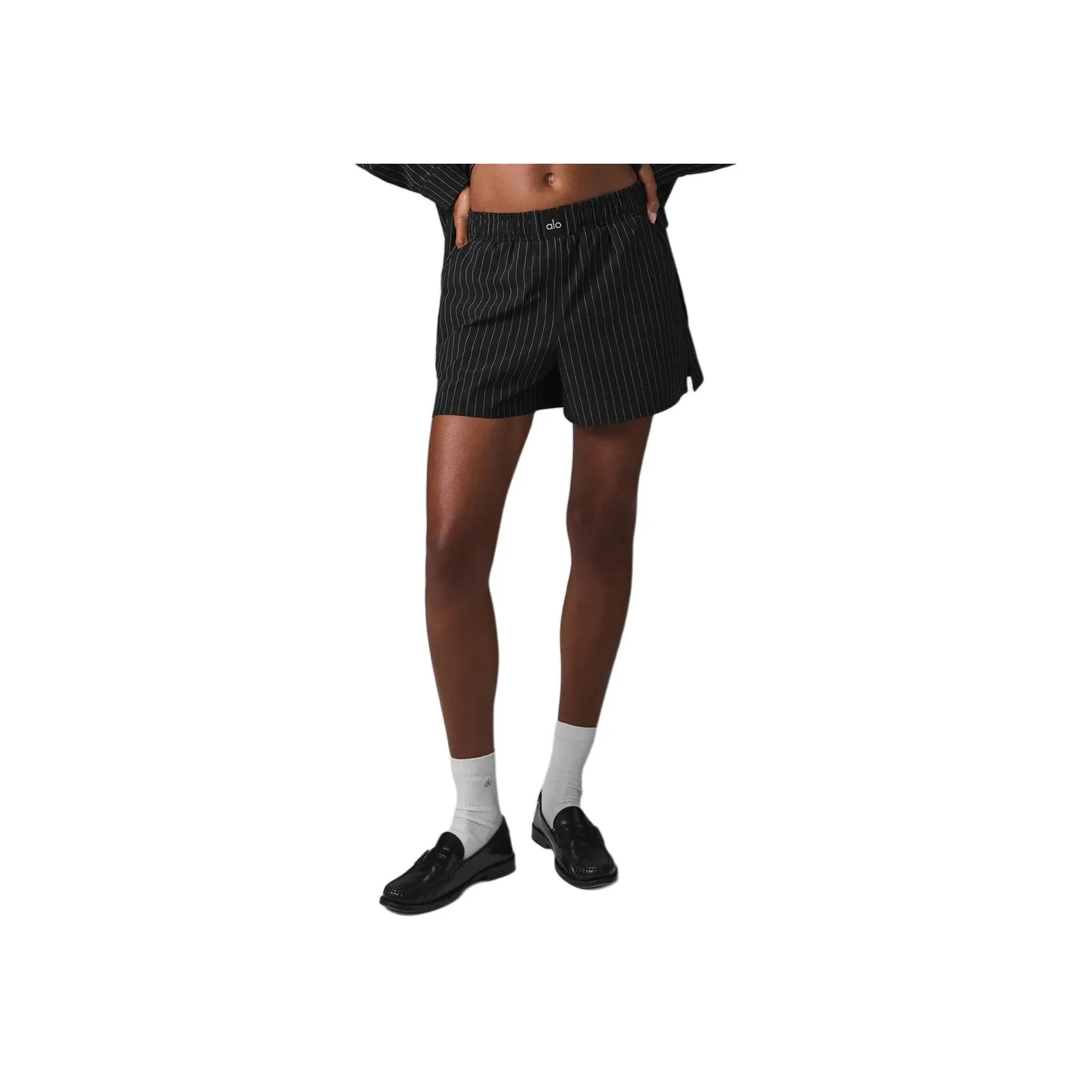 Alo Yoga Daylight Casual Shorts Women's Black/Titanium Gold